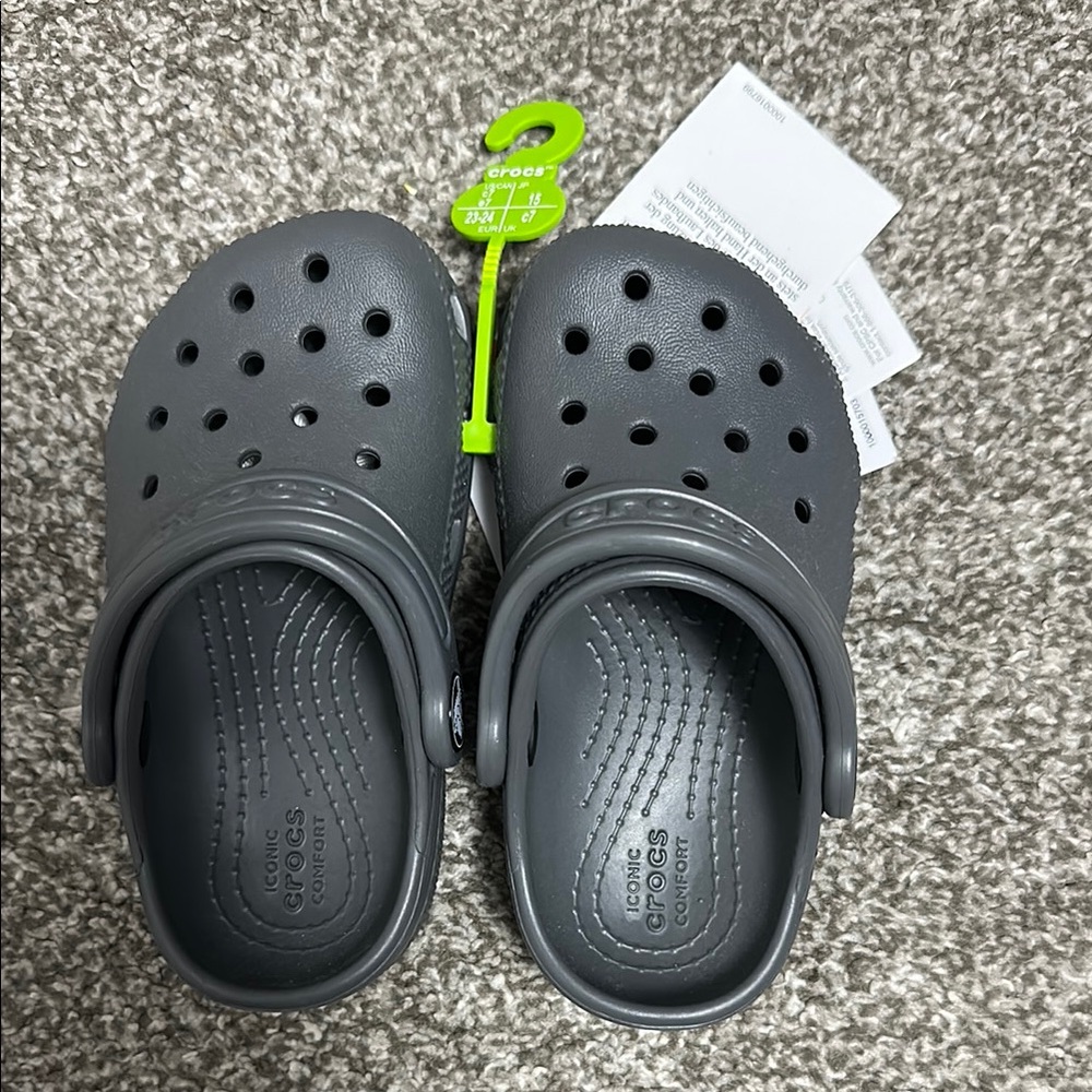 CROCS toddler size 7